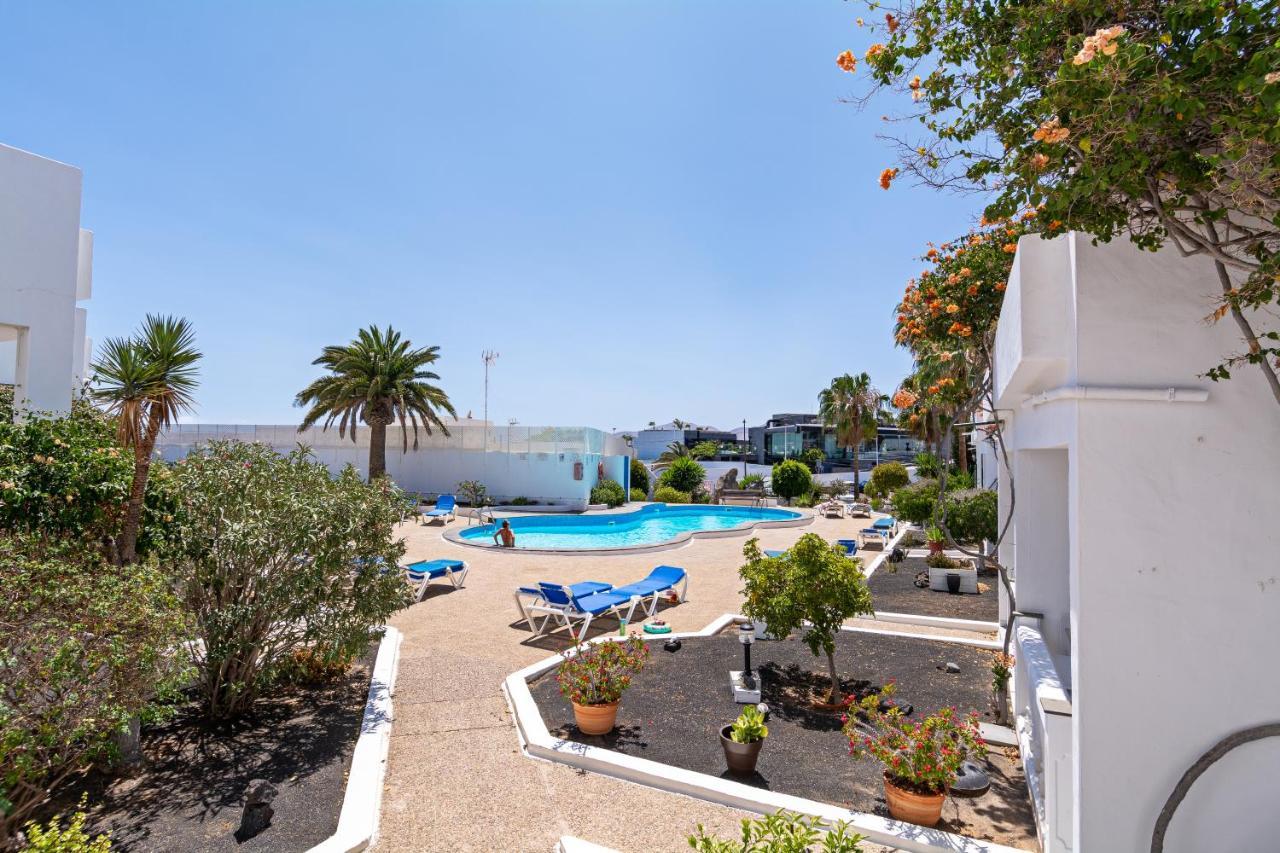 Apartment Oceanic Breeze Share Pool By Pvl Puerto del Carmen  Exterior photo